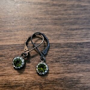 Ee Elegant Green Crystal Earrings